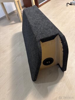 Ford mustang světla, basák Kicker, display - 7