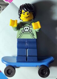 Prodam Lego figurky z řady CMF ruzne řady - 7