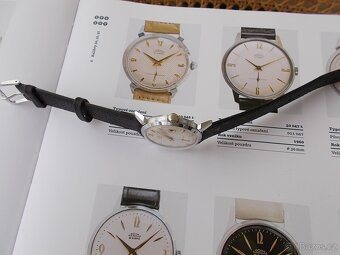 luxus vzacne hodinky prim pavouk šupinač rok 1960 funkcni - 7