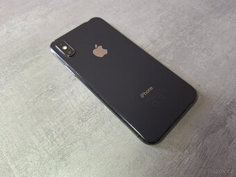 Apple iPhone XS 64GB Black – baterie 100 % - 7