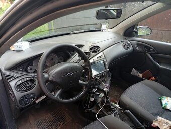 Prodám Ford Focus 1.8 - 7
