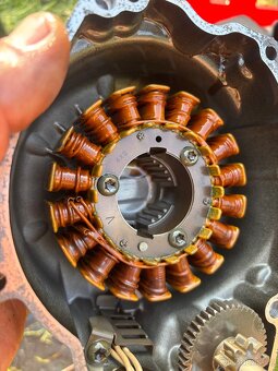 Spojka dobijeni a kryty motoru na Yamaha Fz6N a Fz6 Fazer - 7