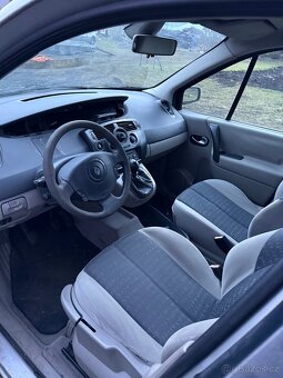 Renault Megane Scenic - 7