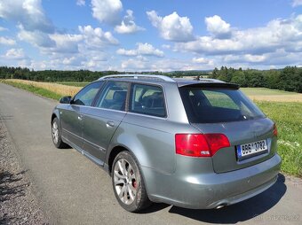 Audi A4 Avant Quattro S line - 7