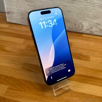iPhone 15 Pro 256GB, modrý Titan, eSIM (rok záruka) - 7