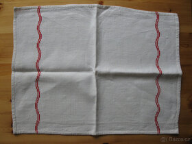 Velikonoční ubrus,hrníček,dečky,sklo,porcelán - 7