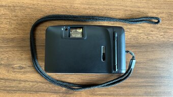 Fotoaparát Olympus Trip XB400 na náhradní díly - 7