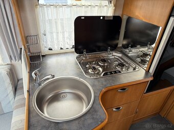 Hymer Eriba Nova 555A/MOVER TRUMA XT/DĚL.LŮŽKA/NOVÁ LEDNICE - 7