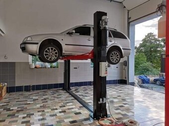 Dvousloupový zvedák BOR5000E 5000 KG NOVÝ NEPOUŽITÝ rv2025' - 7