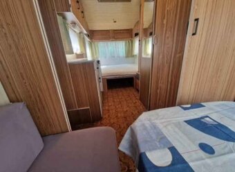 Karavan + ochranná střecha - 7