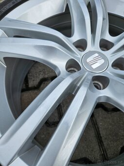 Alu kola 5x100 Letní 215/40/17 - - 7