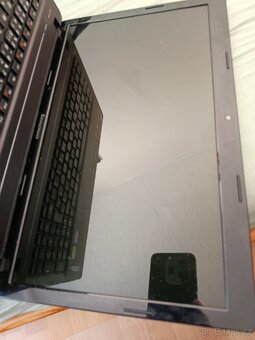 Dva starší notebooky Lenovo a Acer - 7