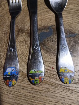 Dětská jídelní sada auta - 7