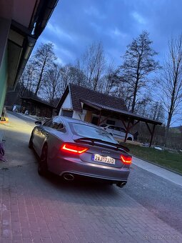 Audi A7 - 7