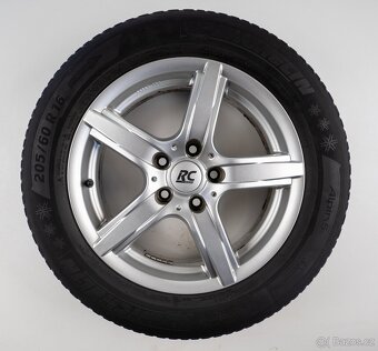 Volkswagen Sharan - 16" alu kola - Zimní pneu - 7