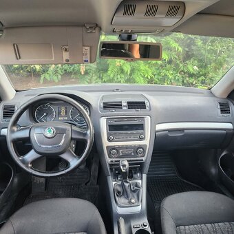 SKODA OCTAVIA II FACE ROK 2010 1.9 TDI BEZ DPF - 7