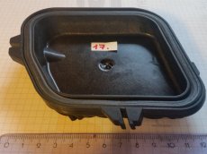 zadní kryt světlometu 4 - 7