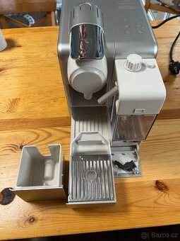 Nespresso Delonghi Lattissima Touch- na kapsle - 7