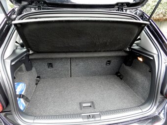 Volkswagen Polo 1.4 63 kW 30.000KM r.v. 2009 1.MAJITEL TOP - 7