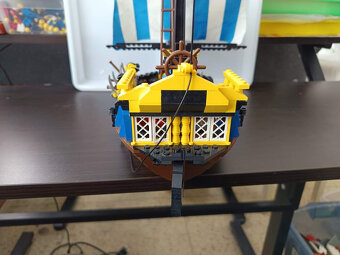 LEGO Pirates 6274 Caribbean Clipper - 7