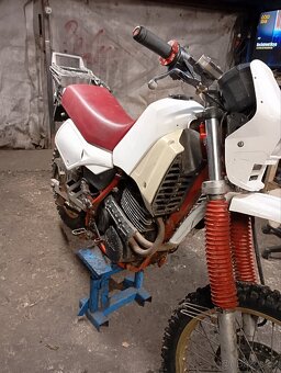 Aprilia ETX 350 - 7