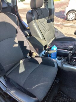 Mitsubishi Outlander - 7