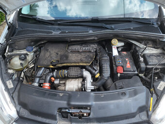 Peugeot 208 - 7