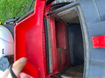 Motorová sekačka s elektrickým startérem - 7