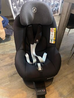 Autosedačka Maxi Cosi se základnou - 7