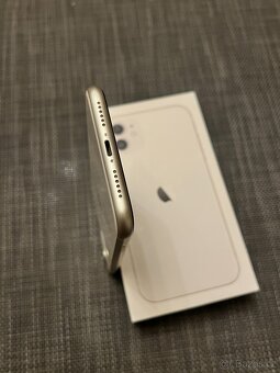 Apple iPhone 11 64GB White - 7