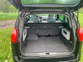 Peugeot 5008 1,6 HDI 82 KW r.v. 2011 7 míst . - 7