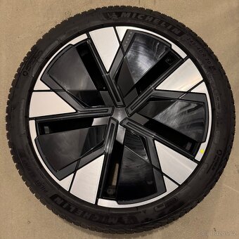 Zimní kola Volvo EX30 245/40 R20 - 7