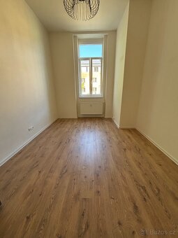 Pronájem bytu 1kk 28 m²- Ostrava-Přívoz - 7