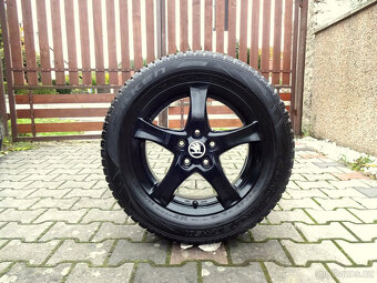 ZIMNÍ ALU 16" 5x112 pneu 215/60R16 pěkný stav - 7