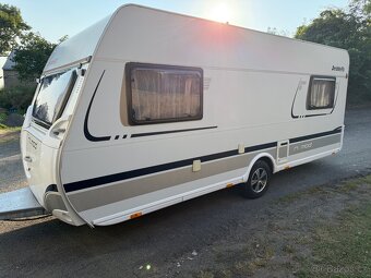 Dethleffs Nomad - předstan, sprcha - 7