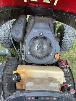 Zahradní traktor - 7