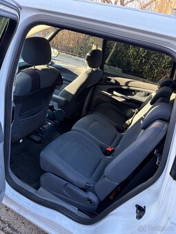 Ford GALAXY - 7