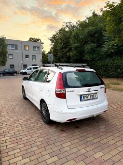 Hyundai I30 1.4i 2010 - 7