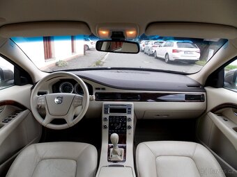2011 Volvo XC70 2,4 D5 4x4 151kW s manuální převodovkou - 7