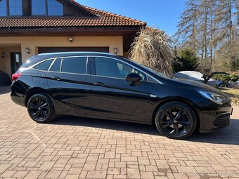 Opel Astra 1.4 T Automat BOSE LED Kůže Masáž - 7