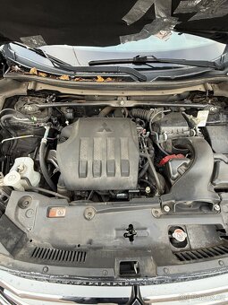 Prodám Mitsubishi Eclipse Cross - 7