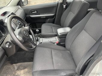 Suzuki Grand Vitara 2,0i benzin 103kw - 7