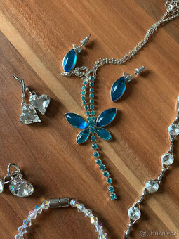 Sbírka bižuterie se Swarovski + stříbrné šperky, dětské náuš - 7