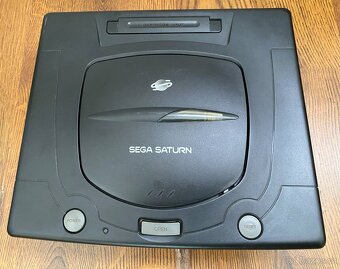 Sega Saturn + 64gb - 7