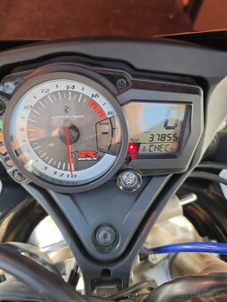 Suzuki GSX-R 600 - 7