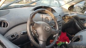 Toyota Yaris - 7