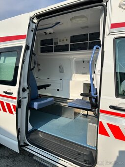 VW T6 2.0 TDI Sanitní vůz DSG - 7