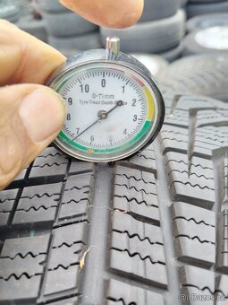 205/55/17 zimni pneu CONTINENTAL a HANKOOK 205/55 R17 - 7