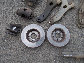 Díly podvozku Foird Transit Connect 1.8DI 55kw - 7