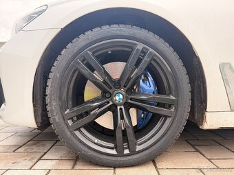 BMW 740d 235 kW xDrive (G11) M packet - 7